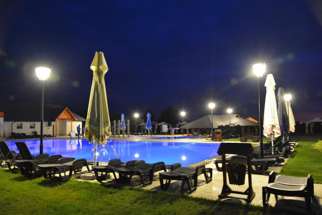 Pension La Taticu Săcălăşeni Dış mekan fotoğraf